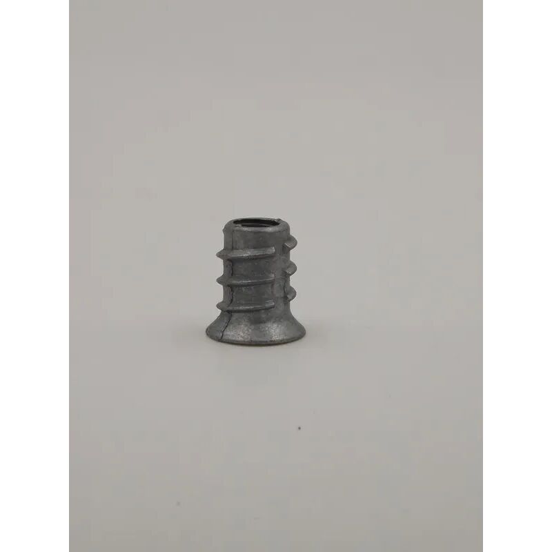 foto del prodotto bussola filettata maco 703 con esagono incassato in zama 6ma x 15 mm