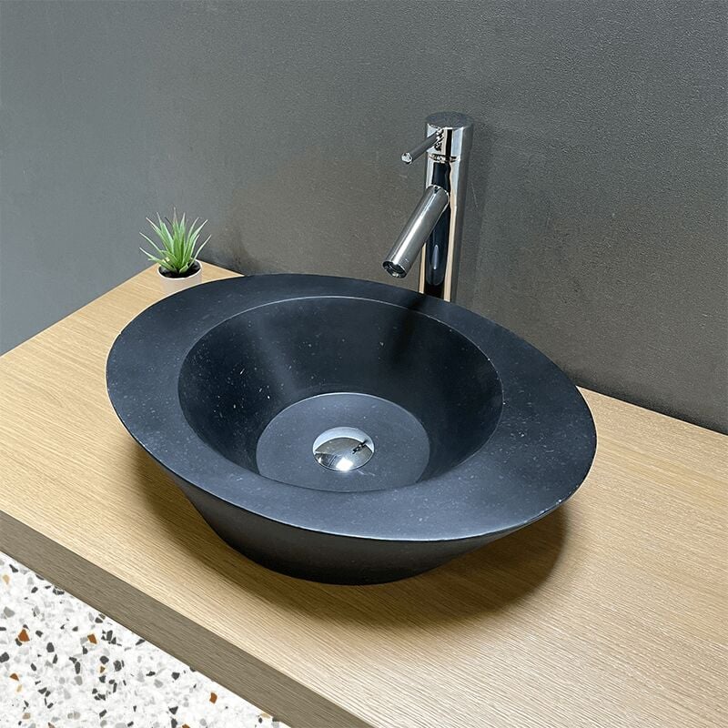 foto del prodotto byca lavabo da appoggio ovale born o 50 cm nero in terrazzo