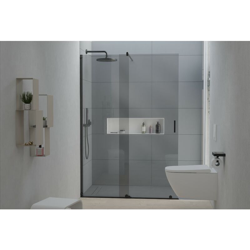 foto del prodotto cabina doccia walk in nt101 porta scorrevole nero opaco vetro nano grey 8mm larghezza selezionabile 1400mm