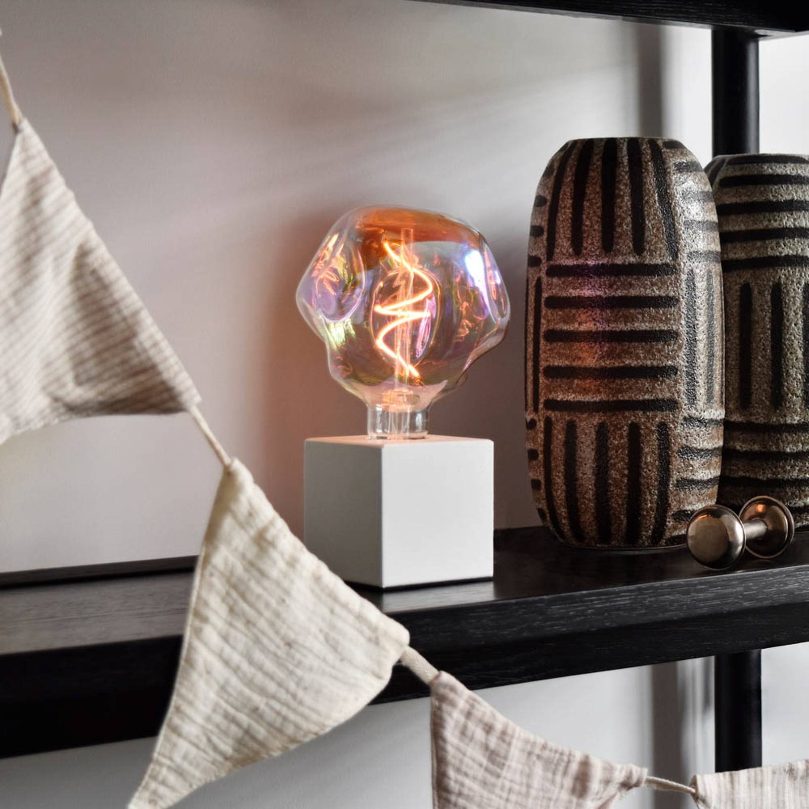 foto del prodotto calex xxl organic neo led e27 4w g125 dimm rainbow