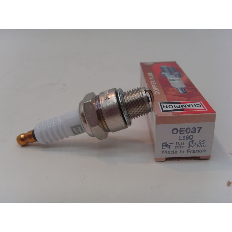 foto del prodotto candela champion motore lombardini acme ruggerini motocoltivatore l86c 240106