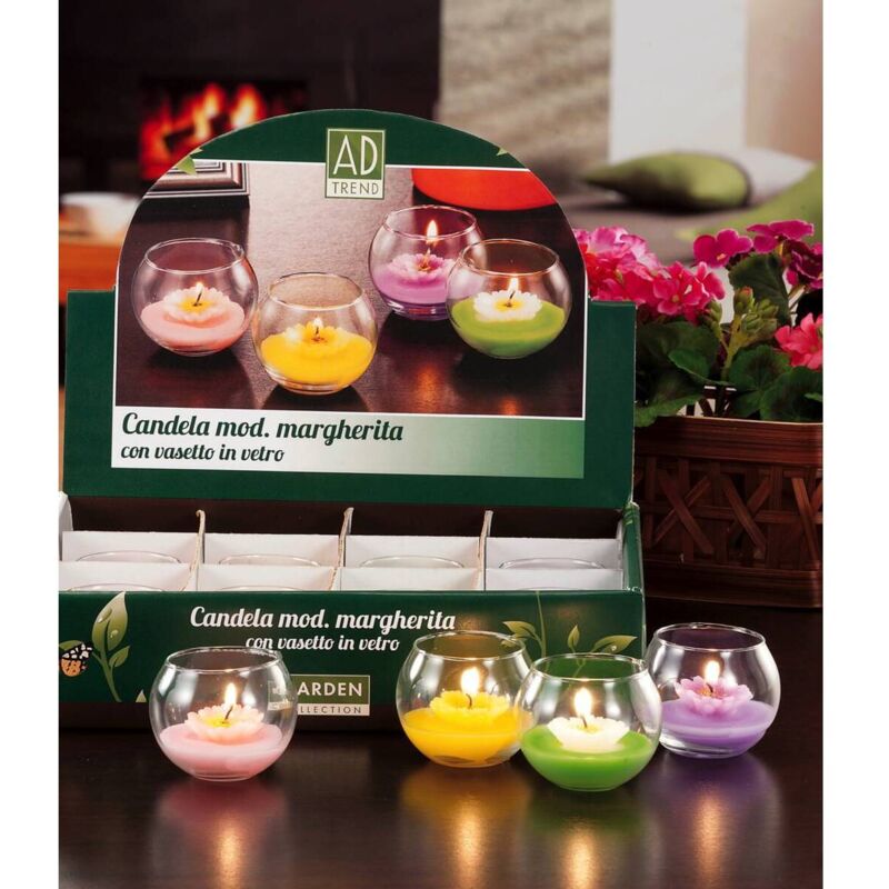 foto del prodotto candela margherita d.7xh5cm in 4 colori diversi