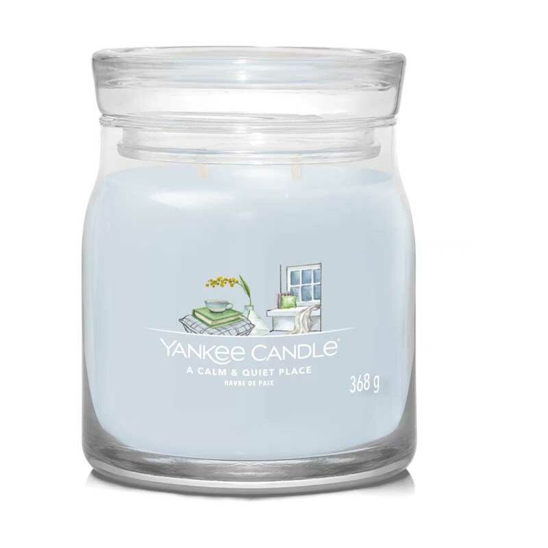 foto del prodotto candela media signature a calm quiet place yankee candle