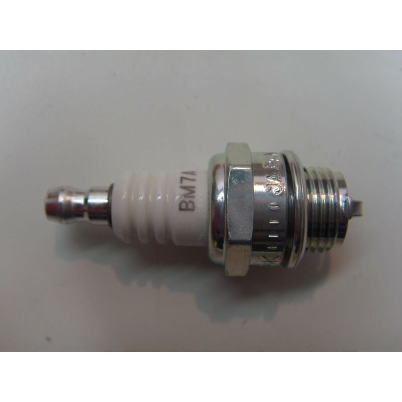 foto del prodotto candela ngk motore 2 tempi decespugliatore motosega tagliasiepe bm7a 240236
