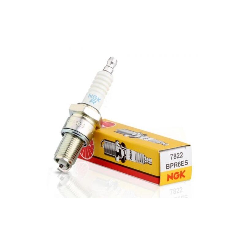 foto del prodotto candela ngk motore rasaerba toasaerba tagliaerba bpr6es 240230