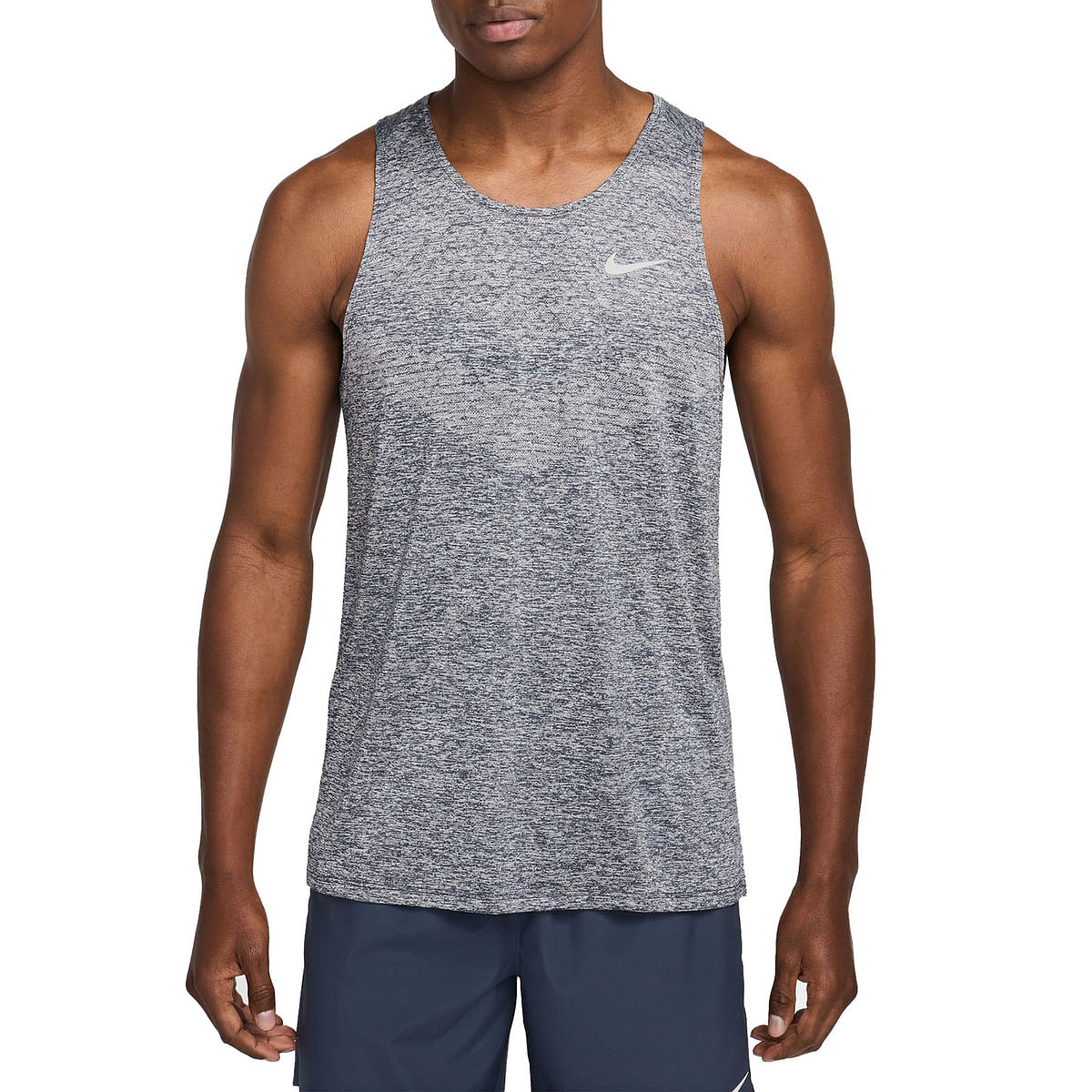 foto del prodotto canotta dri fit adv stride