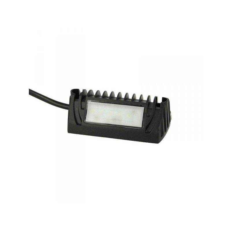 foto del prodotto carall fanale led cree rettangolare 12v 24v 12w ip68 bianco freddo luce ingombro scena camion camper applique parete muro impermeabile