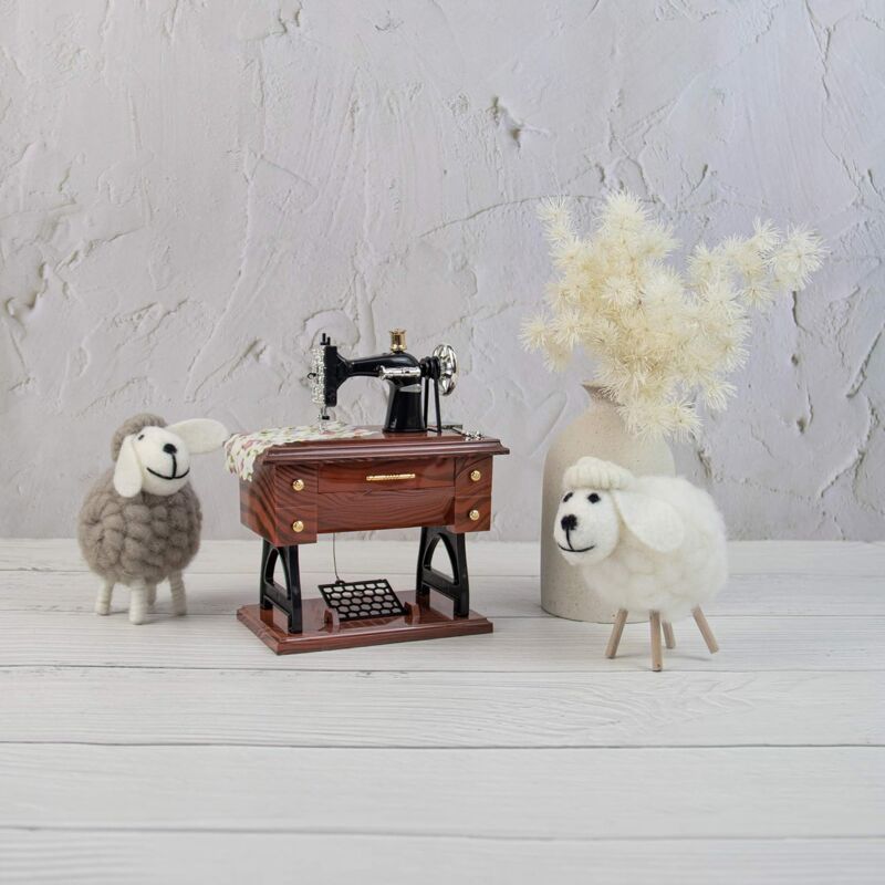 foto del prodotto carillon retr vintage per la casa per la decorazione del desktop carillon retr meccanico e creativo, modello di simulazione di ornamenti per il