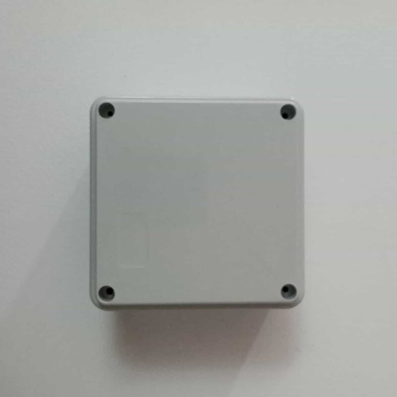 foto del prodotto cassetta derivazione l 100 x h 100 x p 50mm ip56 pareti liscie quadrata