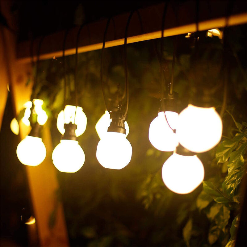 foto del prodotto catena luminosa decorativa con 10 lampadine opache 8 mt impermeabile ip44