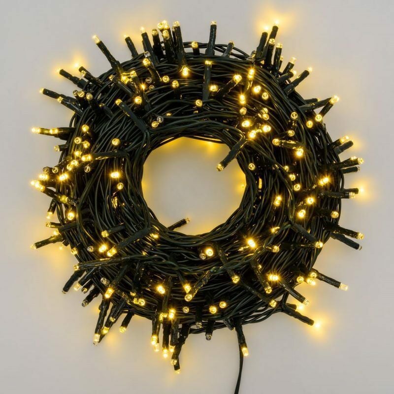 foto del prodotto catena luminosa di natale a 500 led con 8 giochi di luce per uso interno esterno luce dorata 