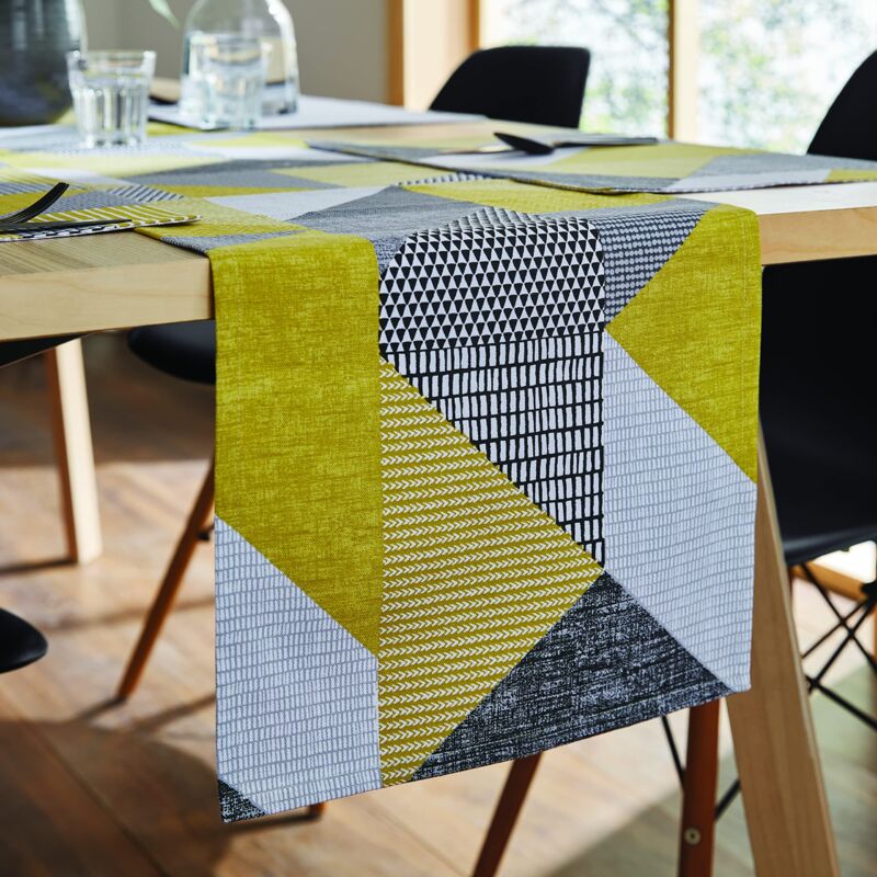 foto del prodotto catherine lansfield dining larsson geo runner da tavola in cotone, 33 x 220 cm, colore giallo ocra