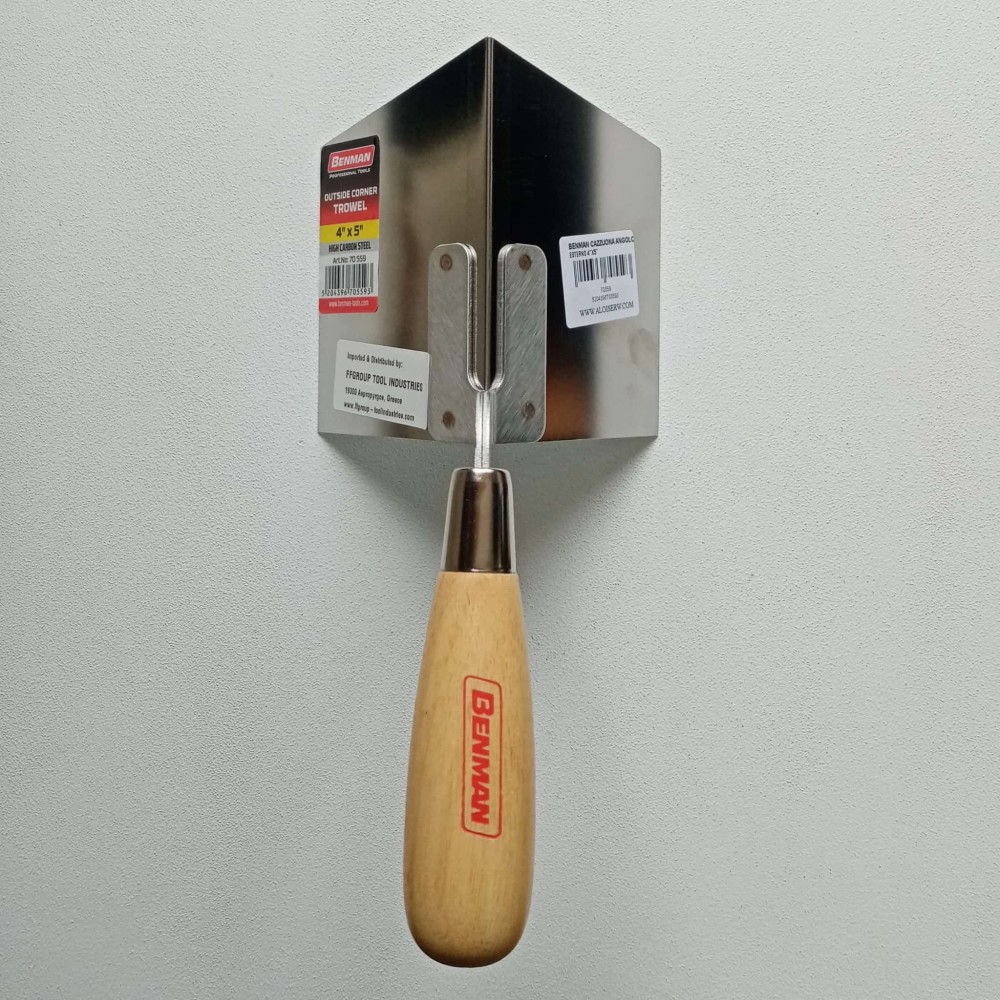 foto del prodotto cazzuola di acciaio inox per angoli esterni manico legno benman