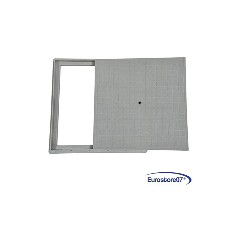 foto del prodotto chiusino carrabile coperchio con bullone cm 55 x 55 in polipropilene rinforzato.