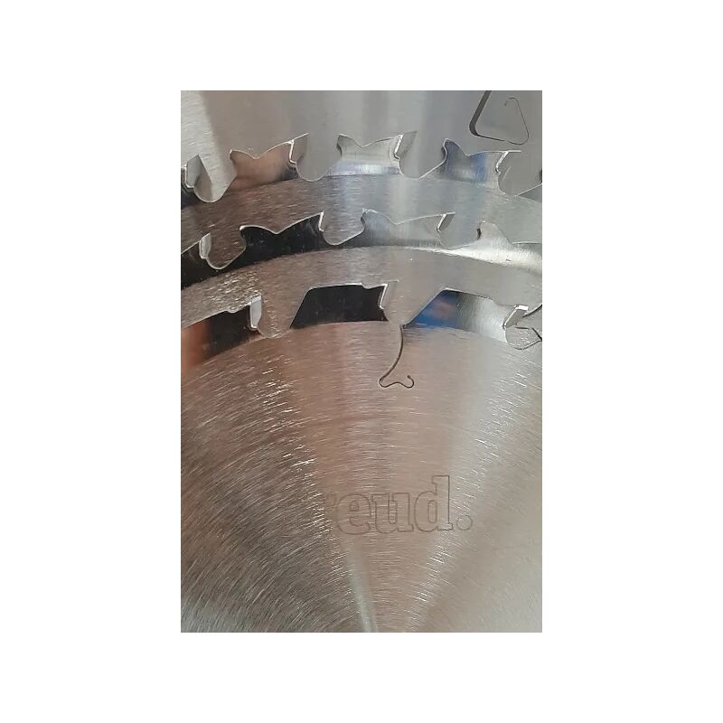 foto del prodotto circolare per legni massicci per macchine stazionarie d.300 mm foro 30 mm spessore dente 3,4 mm numero di denti 20