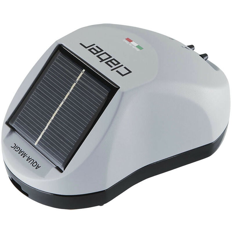 foto del prodotto claber - programmatore impianto di irrigazione a goccia 8063 aqua-magic system - ad energia solare con pompa integrata