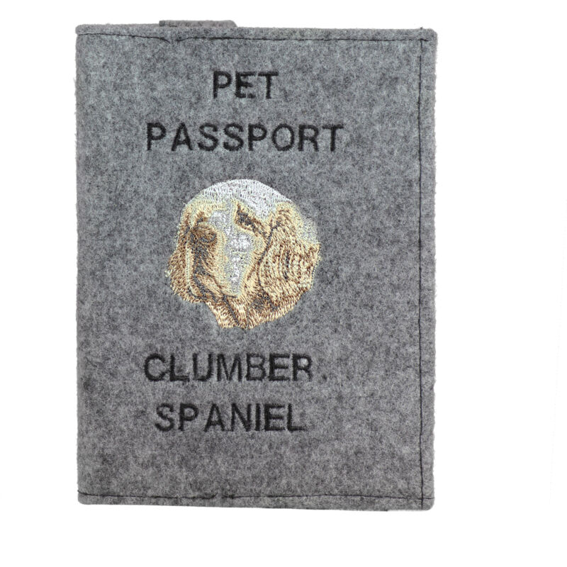 foto del prodotto clumber spaniel portapassaporto per cani, portadocumenti, regalo per viaggiatori di art dog
