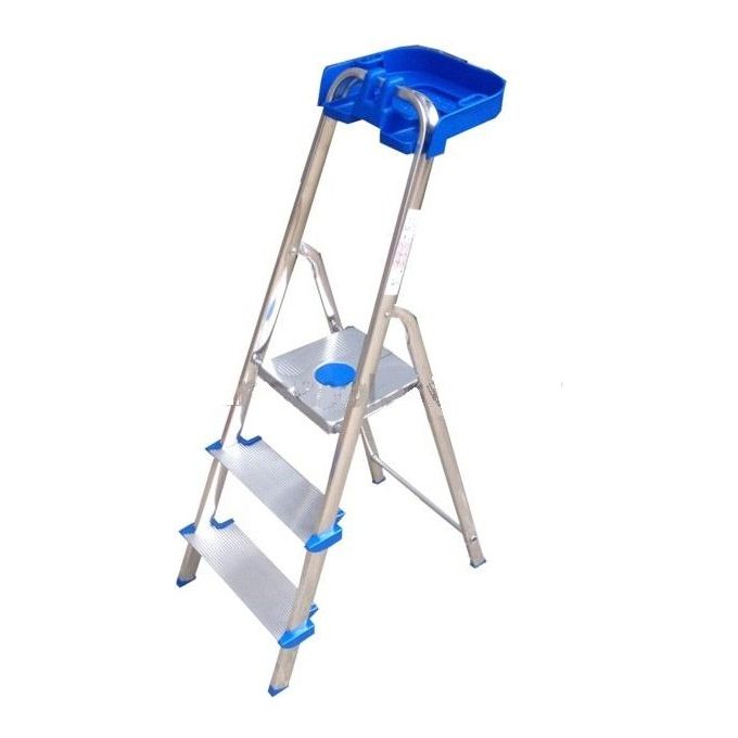 foto del prodotto colombo scala atlantica 3 gradini in alluminio con gradino extra large piedini antiscivolo e vaschetta portautensili ribaltabile en131 made in italy