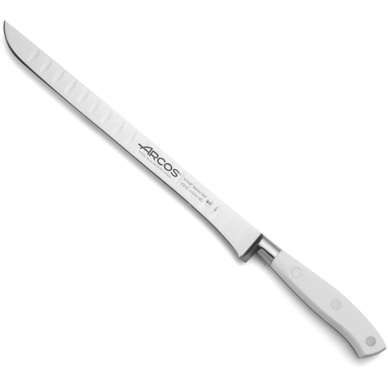 foto del prodotto coltello da prosciutto arcos riviera blanc 231024 di nitrum steel, con mango di poliossimetilene e lama di 25 cm in scatola.