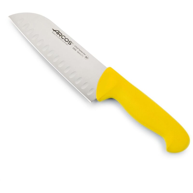 foto del prodotto coltello santoku arcos 2900 prof 290600 con alveoli in acciaio inox nitrum e mango polipropilene ergonomico giallo e lama 18 cm, coperchio