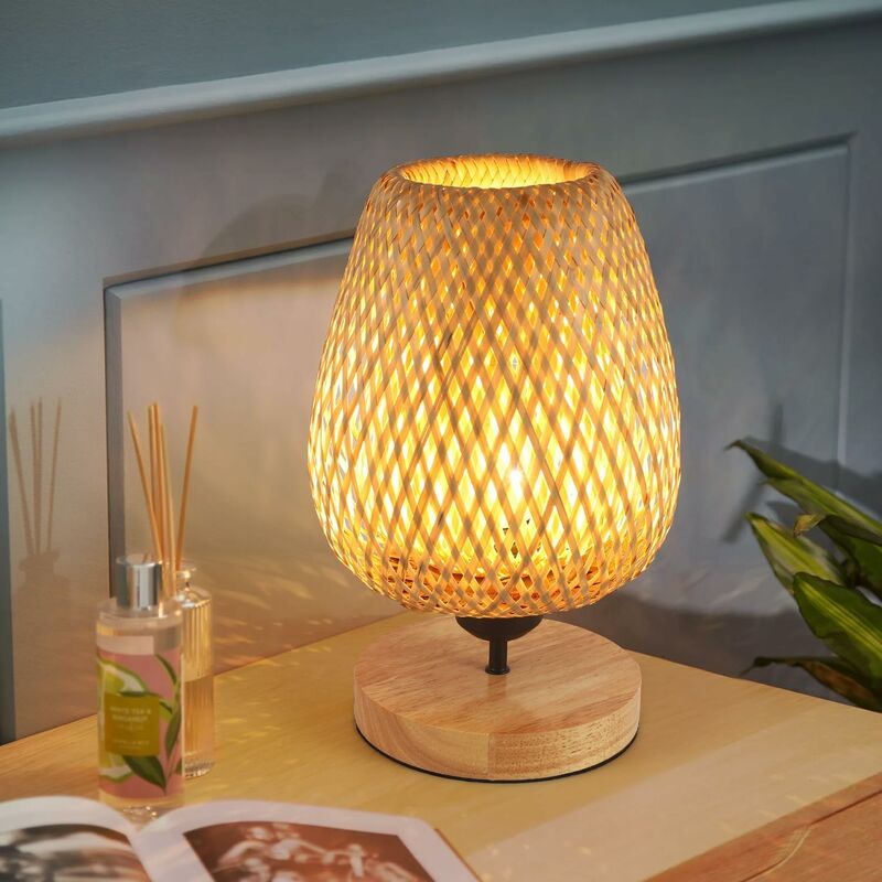 foto del prodotto comely lampada da tavolo in bamb intrecciato con paralume di design perfetto per camera da letto camera da letto camera da letto e soggiorno 1630