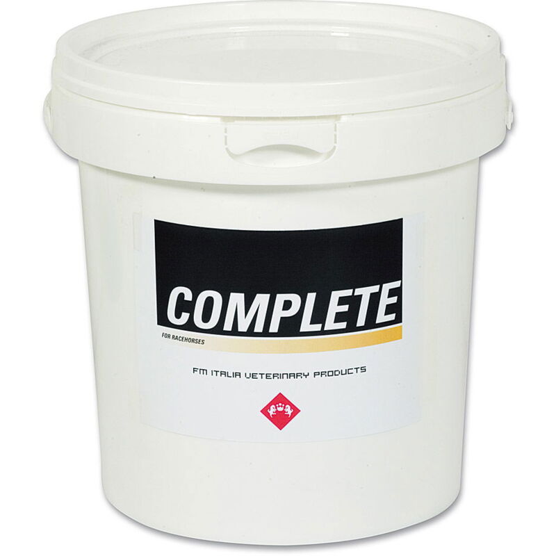 foto del prodotto complete mangime complementare per cavalli sportivi utile per apportare vitamine, minerali e aminoacidi e aumentarne il tenore della dieta di base 2