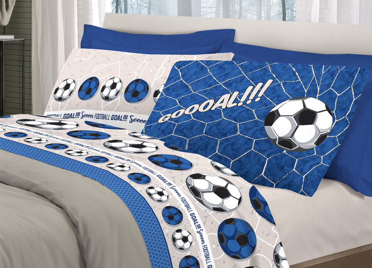foto del prodotto completo lenzuola linea pensieri delicati 100 cotone disegno calcio matrimoniale blu