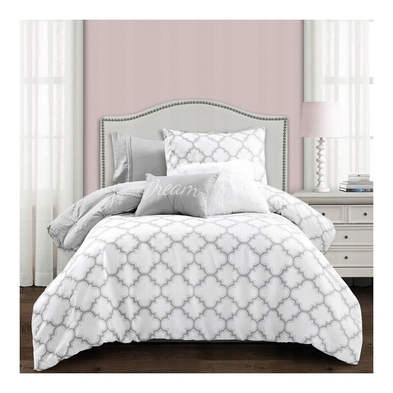 foto del prodotto completo letto 200x220 2 federe 70x80 in raso di cotone vari modelli