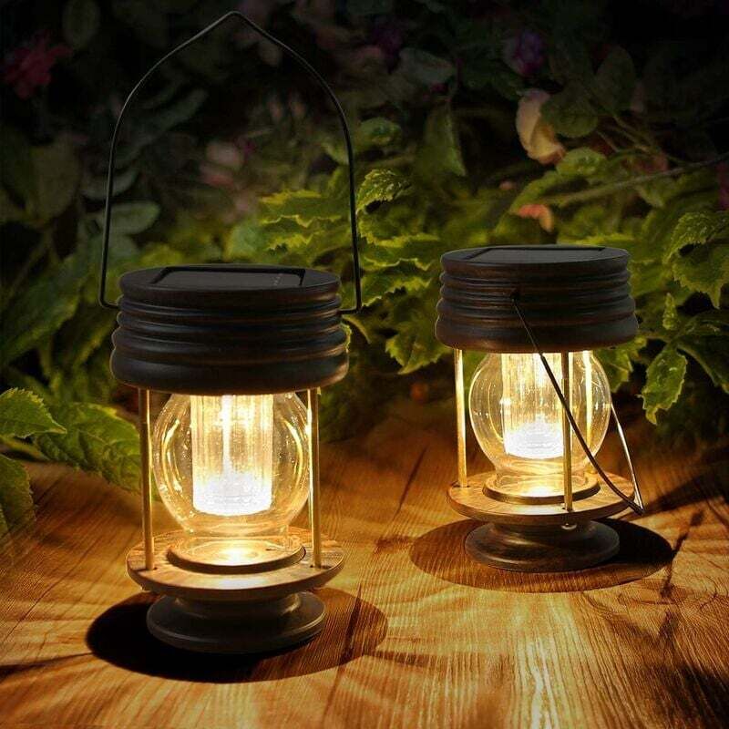 foto del prodotto confezione da 2 lanterne solari sospese luci sospese a led vintage ad energia solare con maniglia per percorso, cortile, patio, albero, spiaggia,