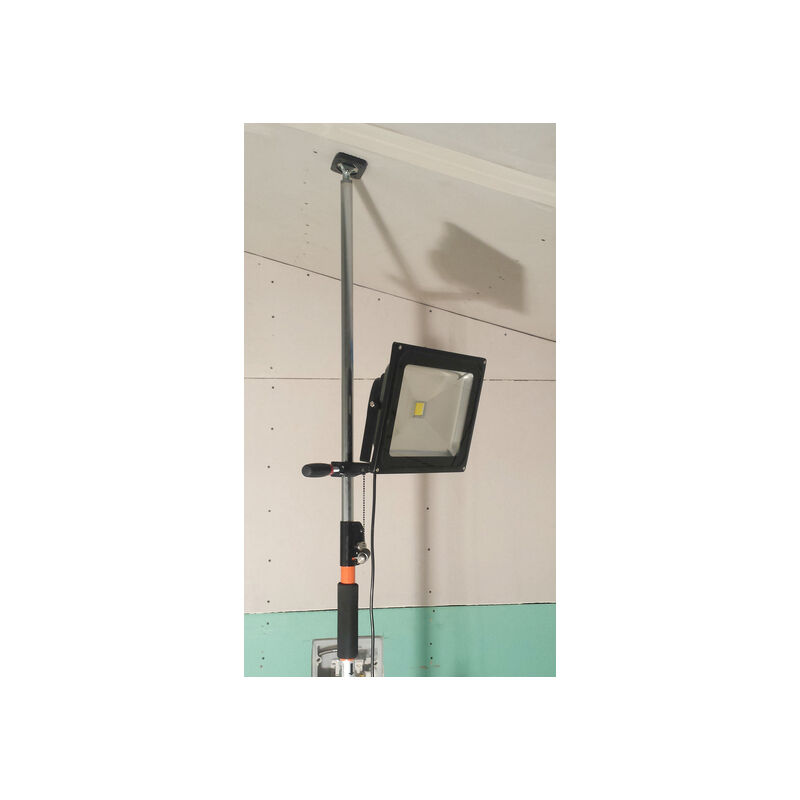 foto del prodotto confezione di puntelli da 290 cm supporto per puntelli urko per livelli laser telecamera led 1843006