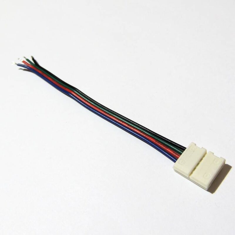 foto del prodotto connettore striscia led 12v rgb 1 cm al cavo