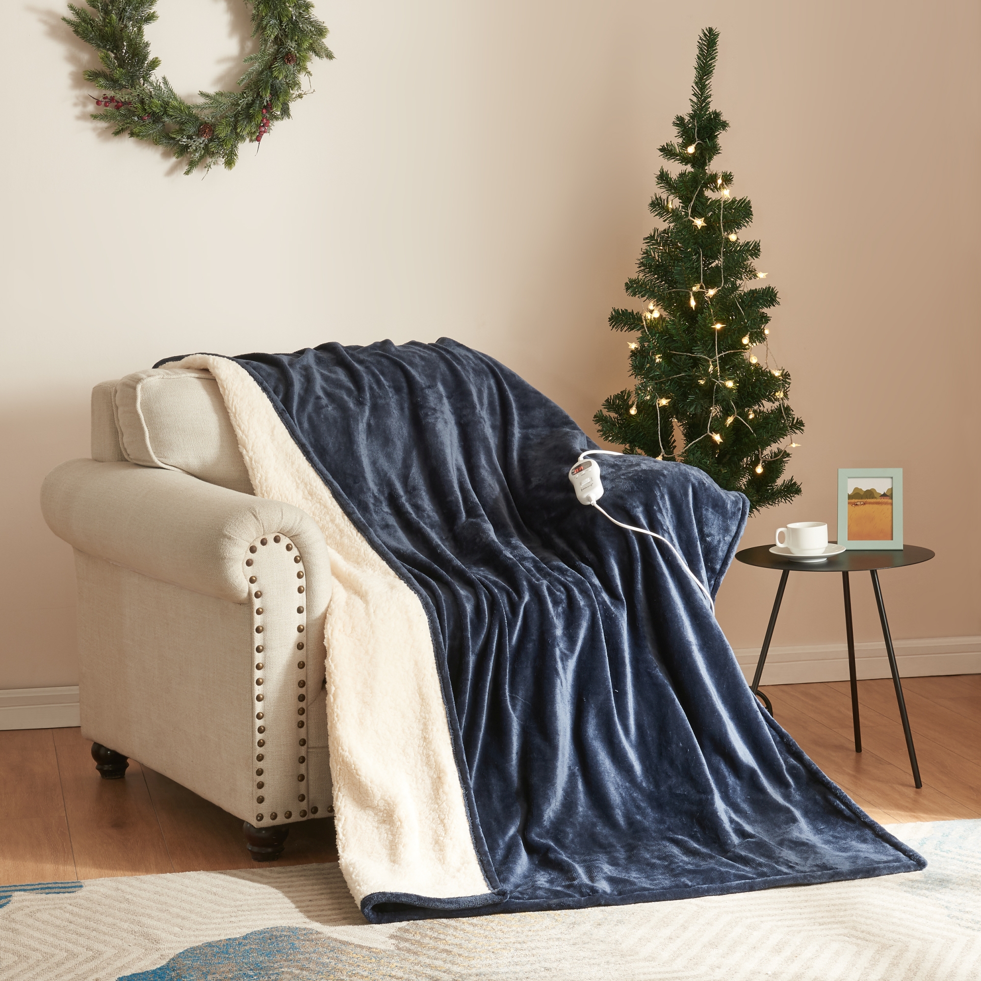 foto del prodotto coperta riscaldante archi termocoperta elettrica 180 x 130 cm blu scuro en.casa 