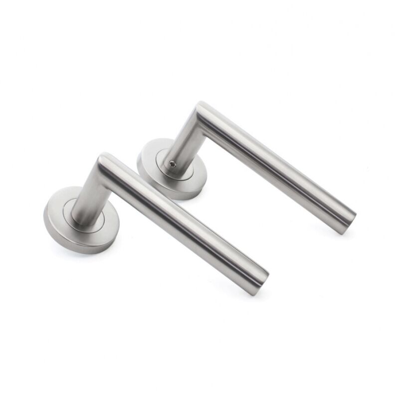 foto del prodotto coppia di maniglie per porte su rosette rotonde elsa angle vif acciaio inox 304 klose besser 1 coppia di rosette con foro serratura