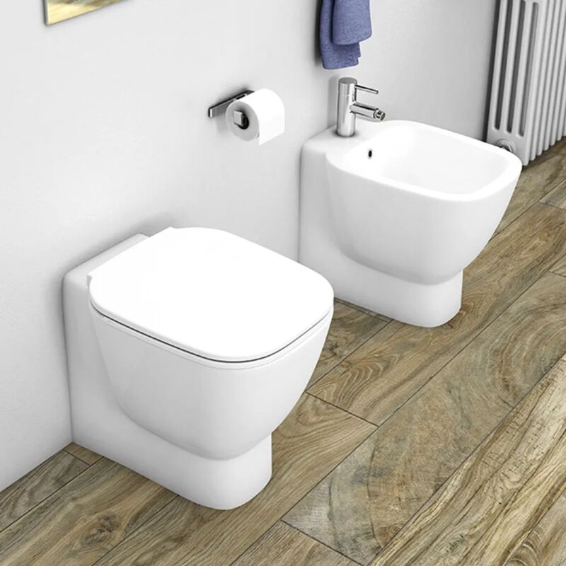 foto del prodotto coppia sanitari filomuro rak serie one in ceramica con copriwc soft close