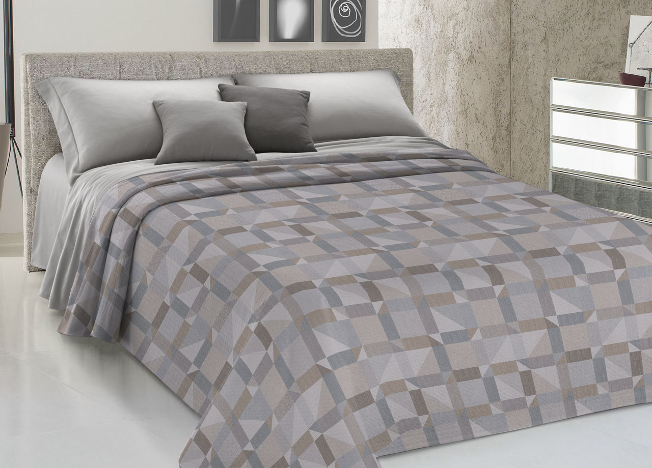 foto del prodotto copriletto piquet primavera estate 100 cotone disegno 7879 atene matrimoniale beige