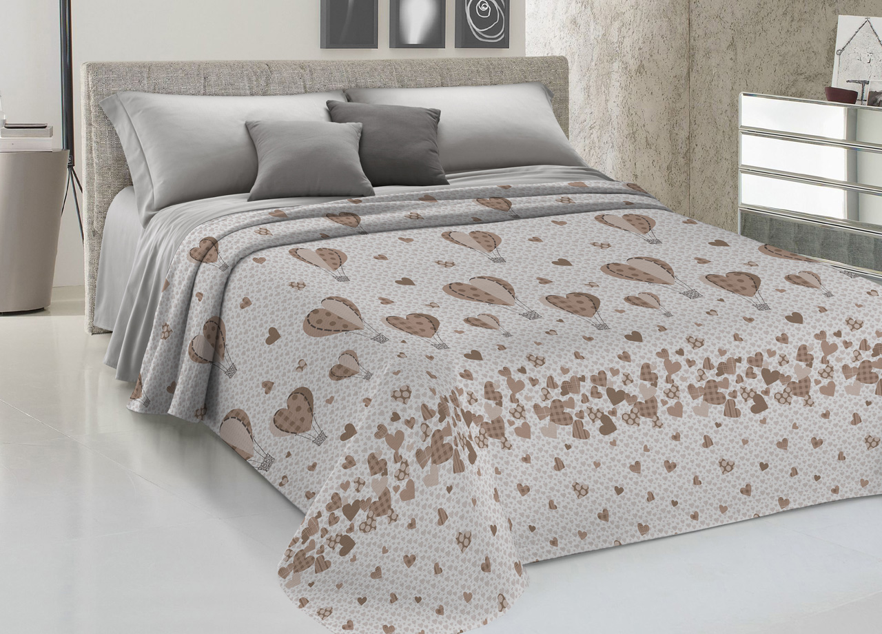 foto del prodotto copriletto piquet primavera estate 100 cotone disegno mongolfiera piazza e mezza beige