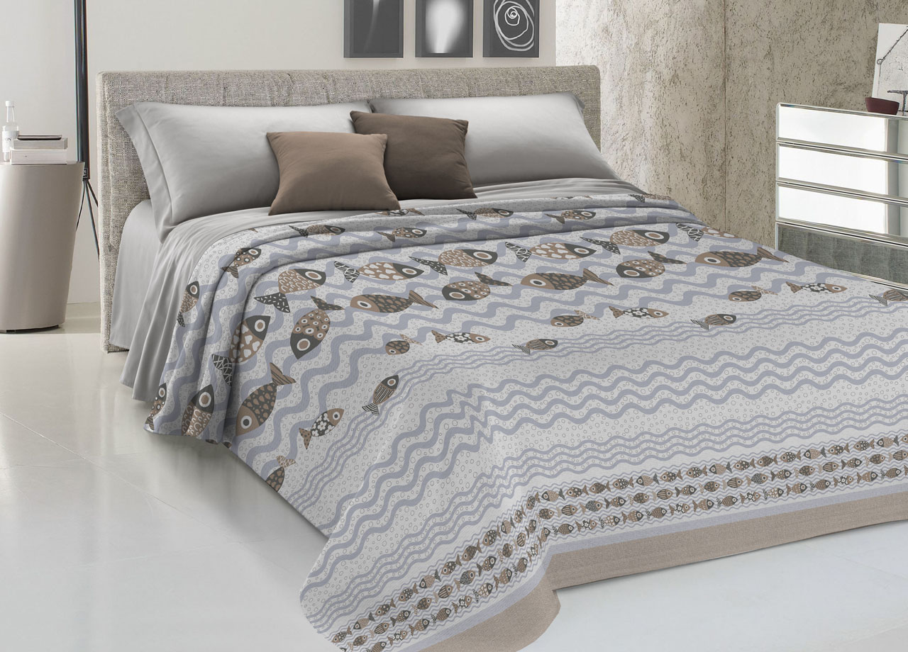 foto del prodotto copriletto piquet primavera estate 100 cotone disegno pesciolini matrimoniale beige