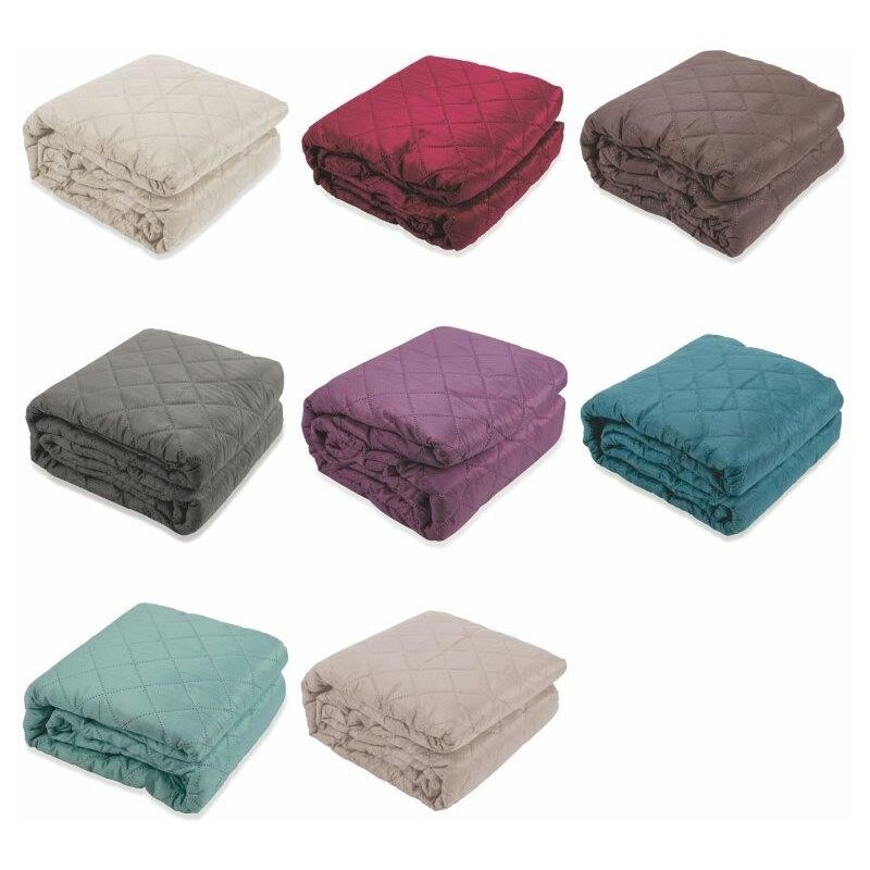 foto del prodotto copripoltrona 159x183cm 8 colori assortiti