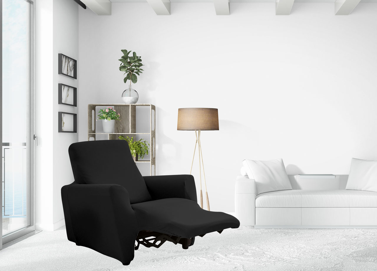 foto del prodotto copripoltrona reclinabile elasticizzato antimacchia magic tinta unita nero poltrona relax idrorepellente