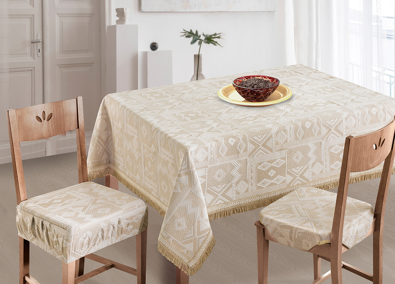 foto del prodotto copritavolo salotto cucina jacquard modello mexico made in italy ovale 180x240 rosa antico