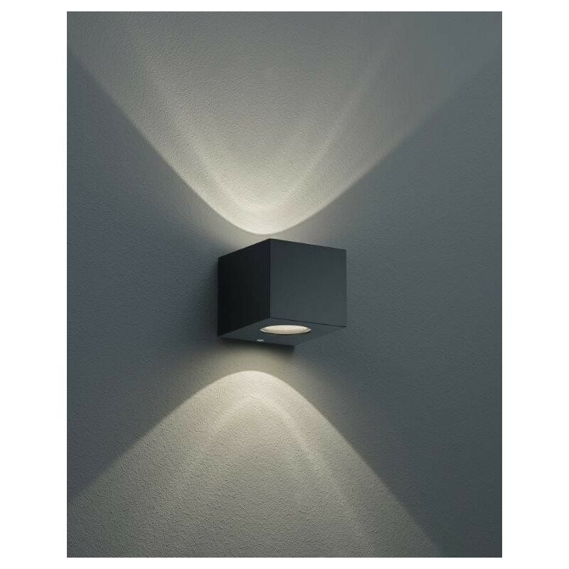 foto del prodotto cordoba applique led da esterno cubo nero con diffusori intercambiabili l.10cm