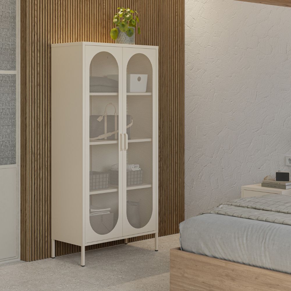 foto del prodotto credenza alta in metallo diora crema con 2 ante reticolate e 3 ripiani design industriale, anima versatile