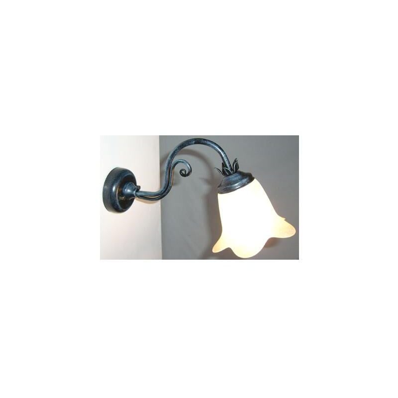 foto del prodotto cruccolini lanterna applique elica nero verde ferro battuto lanterne applique lampione