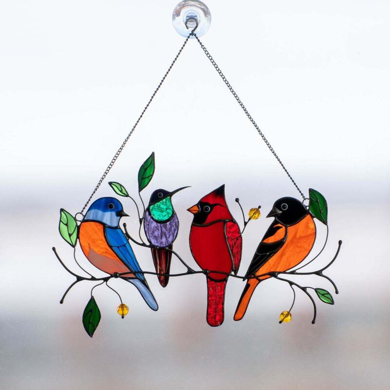 foto del prodotto decorazioni per finestre colorate, uccelli colorati su un ramo, uccellini colorati in acrilico su un filo, decorazioni sospese per finestre e casa