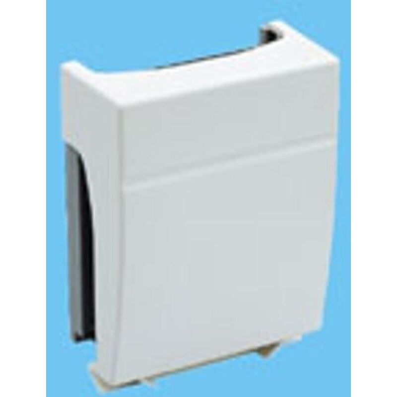 foto del prodotto derivazione battiscopa bianco bocchiotti cod. b03259 