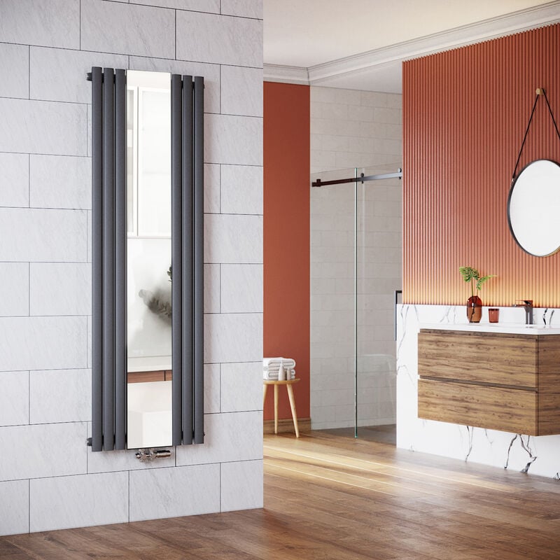 foto del prodotto design radiatore verticale con specchio tubolare 1800x500mm radiatore a pannello monostrato antracite, con multiblock antracite sonni