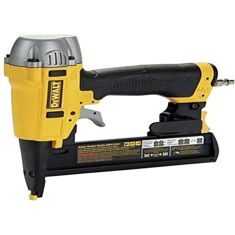 foto del prodotto dewalt dpssx38 xj cucitrice lunghezza graffa 12 38mm, diametro 1,27mm.