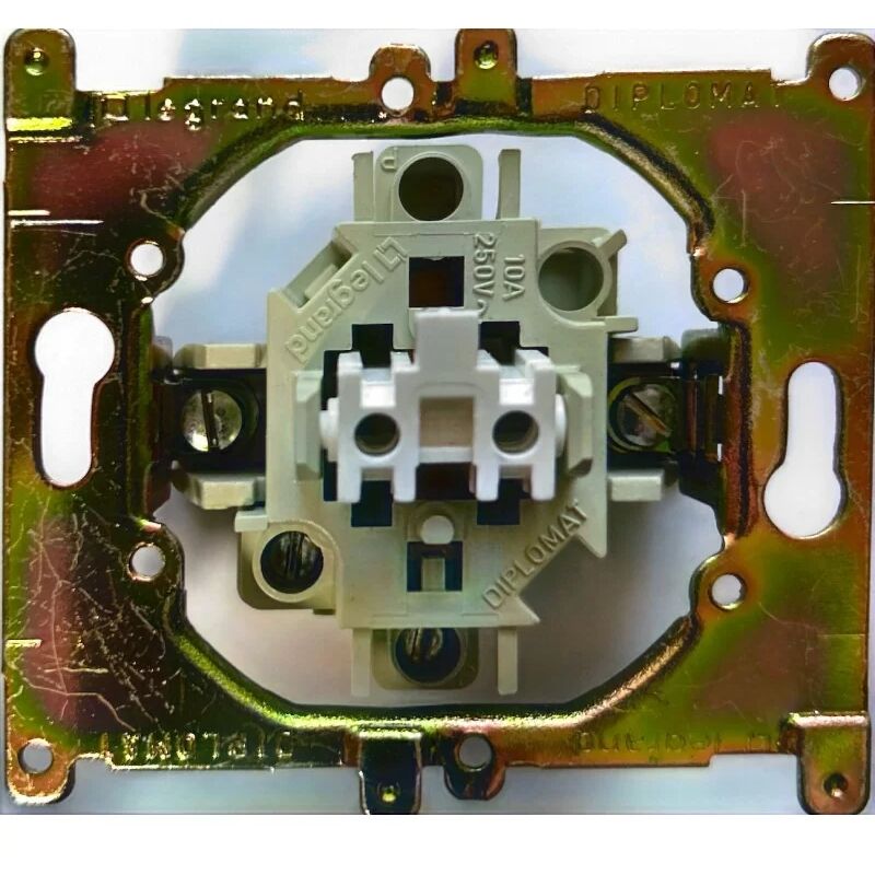 foto del prodotto diplomat 088100 meccanismo interruttore a pulsante 10a 250v viti o griffe legrand