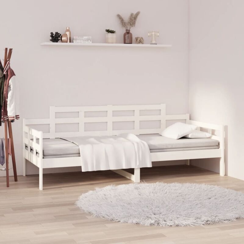 foto del prodotto dormeuse bianca in legno massello di pino 90x200 cm