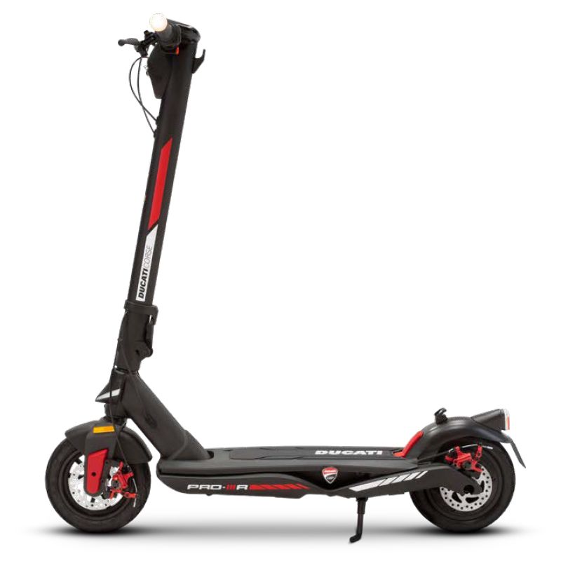 foto del prodotto ducati e scooter pro iiir advanced safety monopattino elettrico motore 500w lega di magnesio freni a disco semi idraulici doppia leva freno ruote 10 autonomia 40km kers bluetooth nfc